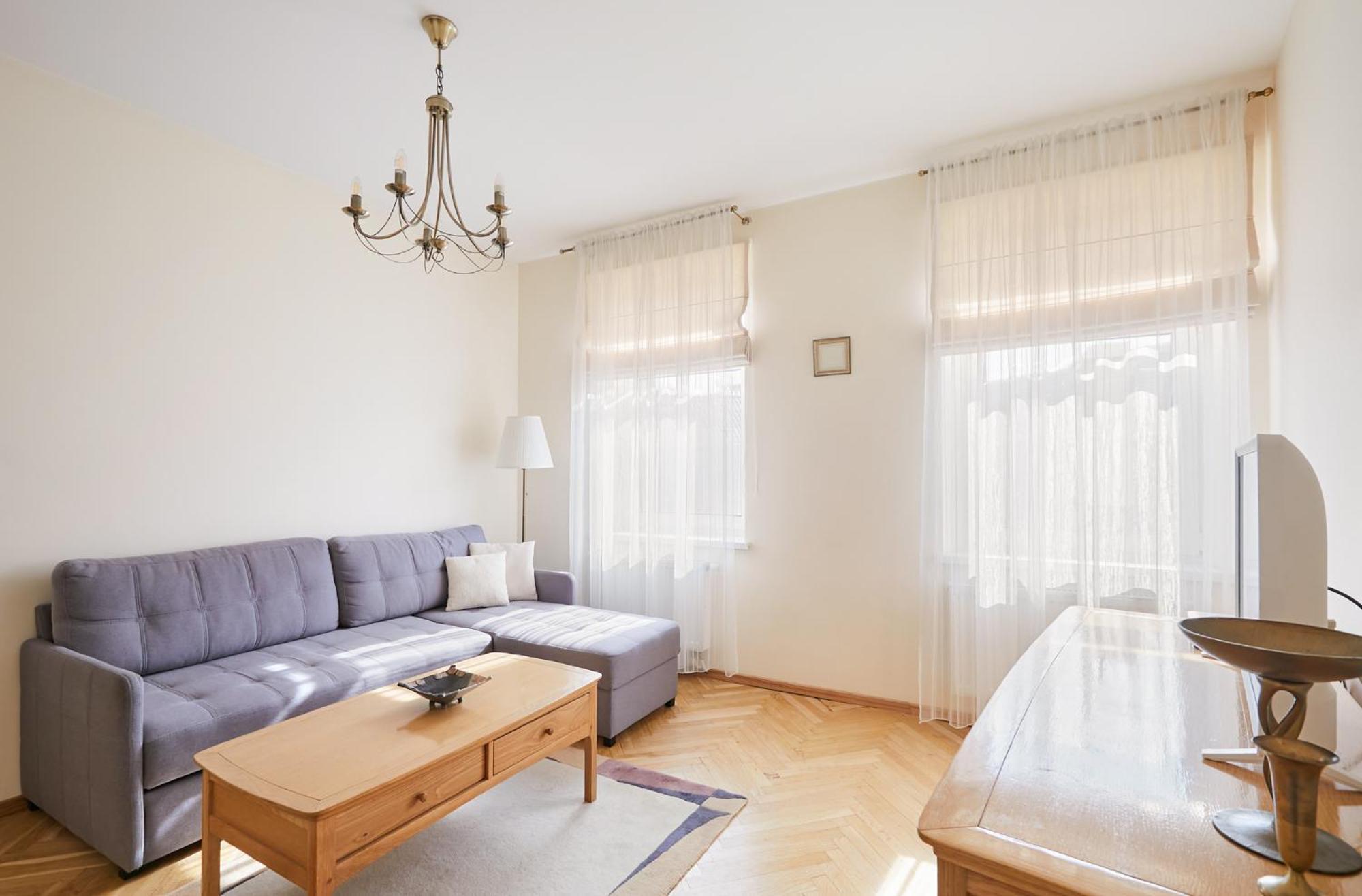 Old Town Apartment